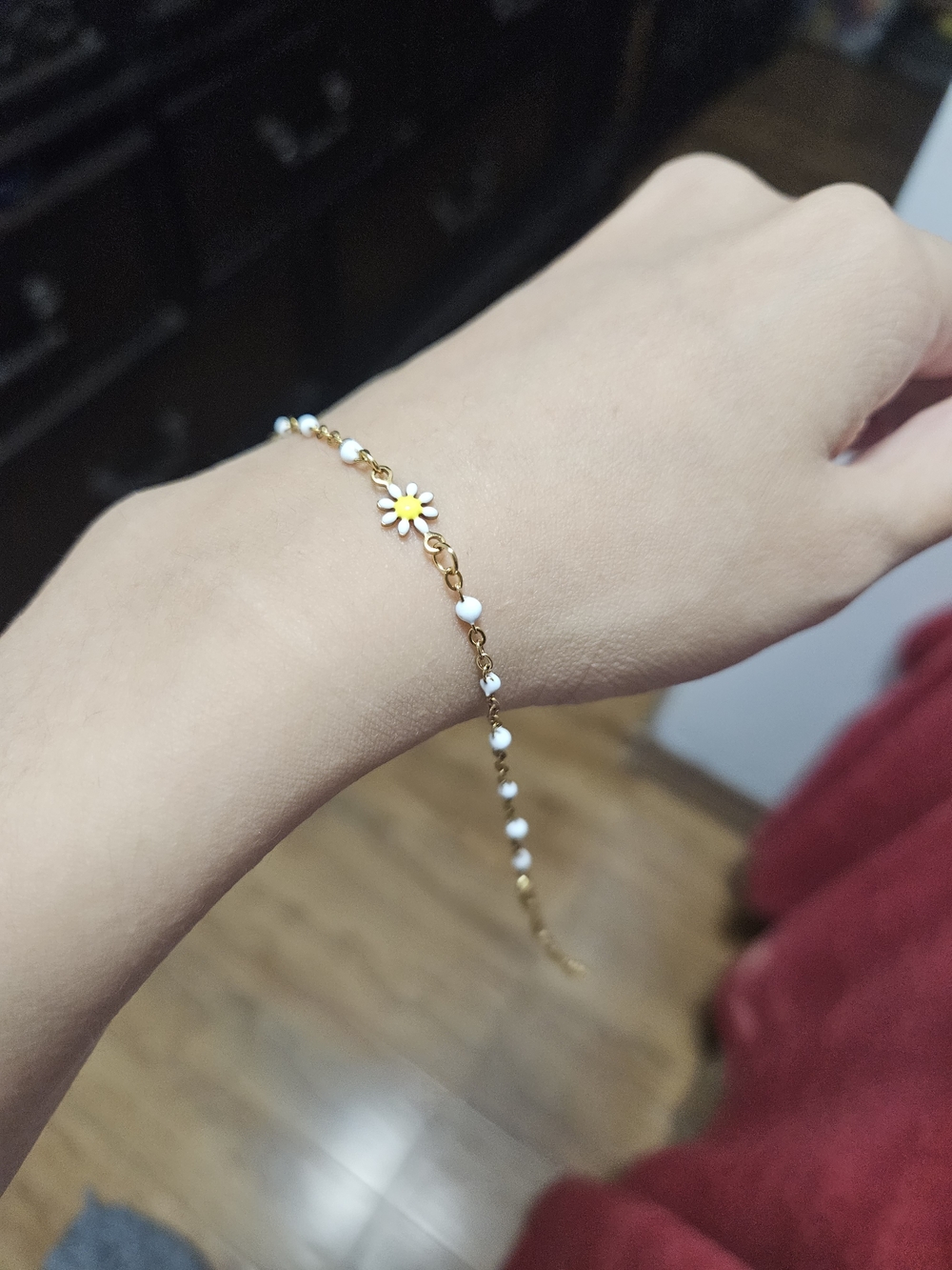 Daisy Link Bracelet with White Beads